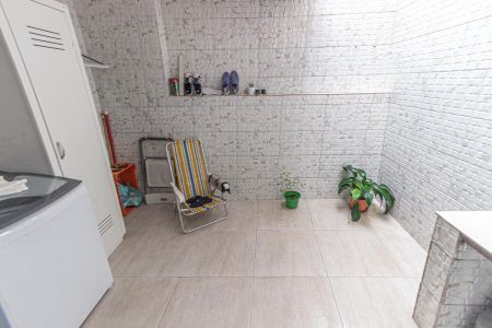 Apartamento à venda com 100m², 2 quartos e 1 vaga Apartamento à venda com 100m², 2 quartos e 1 vagaÁrea de Serviço