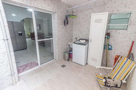 Apartamento à venda com 100m², 2 quartos e 1 vaga Apartamento à venda com 100m², 2 quartos e 1 vagaÁrea de Serviço