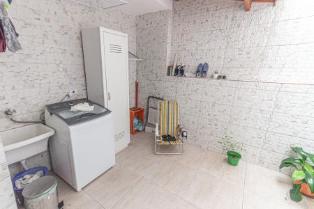 Apartamento à venda com 100m², 2 quartos e 1 vaga Apartamento à venda com 100m², 2 quartos e 1 vagaÁrea de Serviço