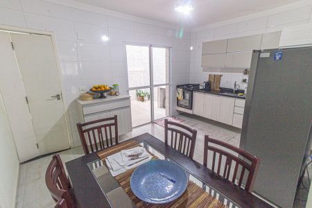 Apartamento à venda com 100m², 2 quartos e 1 vaga Apartamento à venda com 100m², 2 quartos e 1 vagaCozinha