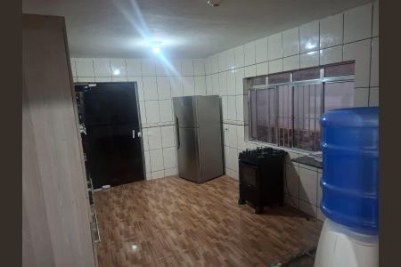 Cozinha de casa para alugar com 3 quartos, 210m² em Perobal, Itaquaquecetuba