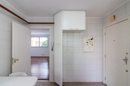 Apartamento à venda com 110m², 3 quartos e 2 vagas Apartamento à venda com 110m², 3 quartos e 2 vagasCozinha