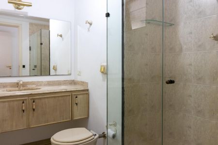Apartamento à venda com 110m², 3 quartos e 2 vagas Apartamento à venda com 110m², 3 quartos e 2 vagasBanheiro