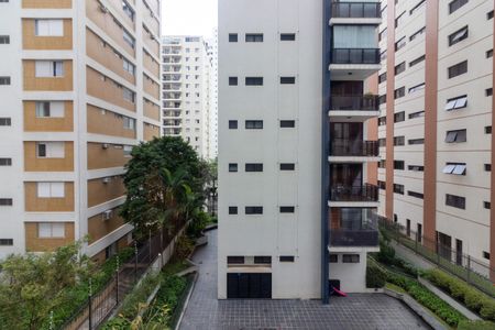 Vista da Sala de apartamento para alugar com 3 quartos, 110m² em Indianópolis, São Paulo