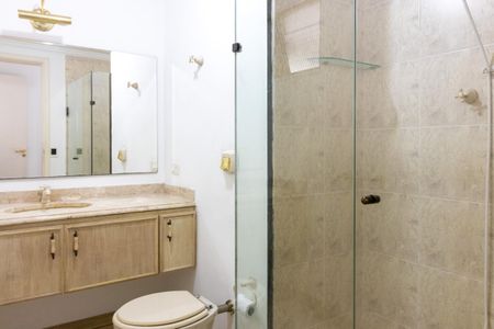 Apartamento à venda com 110m², 3 quartos e 2 vagas Apartamento à venda com 110m², 3 quartos e 2 vagasBanheiro