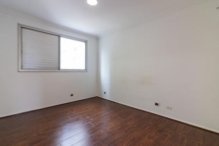 Apartamento à venda com 110m², 3 quartos e 2 vagas Apartamento à venda com 110m², 3 quartos e 2 vagasSuíte