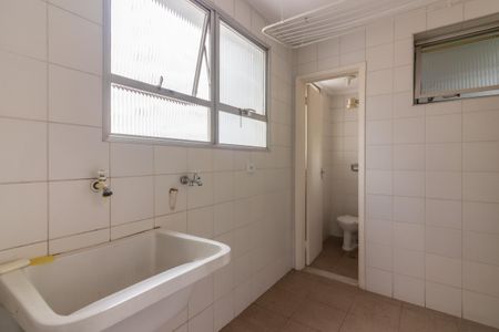 Apartamento à venda com 110m², 3 quartos e 2 vagas Apartamento à venda com 110m², 3 quartos e 2 vagasÁrea de Serviço