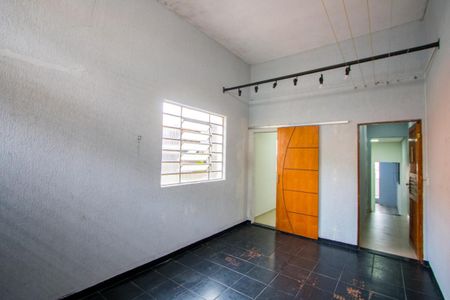 Casa para alugar com 60m², 1 quarto e 1 vaga Casa para alugar com 60m², 1 quarto e 1 vagaGaragem