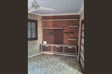 Sala de casa para alugar com 1 quarto, 65m² em Vila Assunção, Porto Alegre