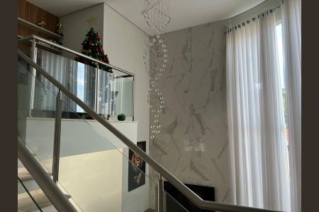 Casa de condomínio à venda com 285m², 4 quartos e 2 vagas