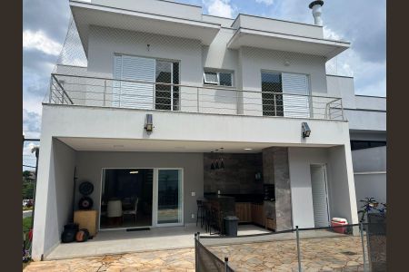 Casa de condomínio à venda com 285m², 4 quartos e 2 vagas
