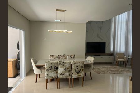 Casa de condomínio à venda com 285m², 4 quartos e 2 vagas