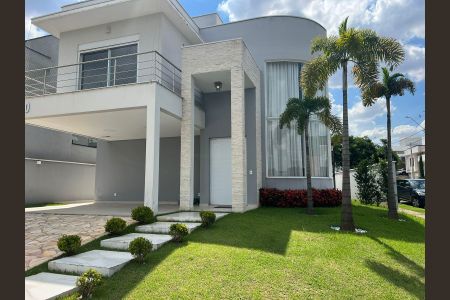 Casa de condomínio à venda com 285m², 4 quartos e 2 vagas