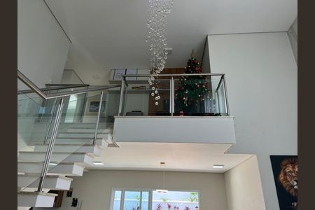 Casa de condomínio à venda com 285m², 4 quartos e 2 vagas