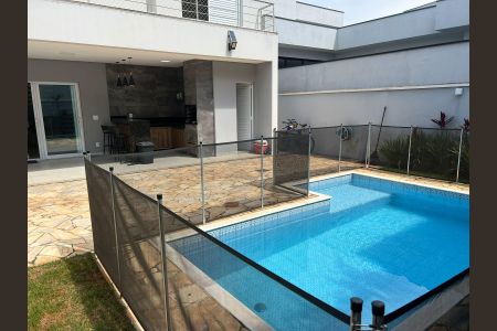 Casa de condomínio à venda com 285m², 4 quartos e 2 vagas