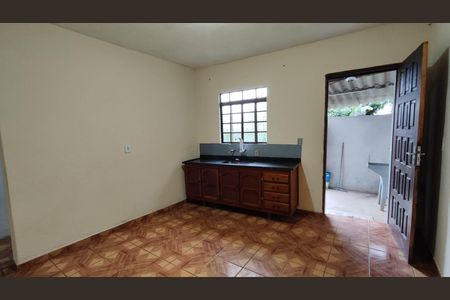 Casa para alugar com 54m², 1 quarto e 1 vaga Casa para alugar com 54m², 1 quarto e 1 vagaSala / Cozinha
