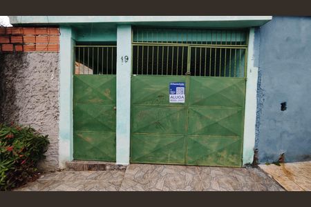 Casa para alugar com 54m², 1 quarto e 1 vaga Casa para alugar com 54m², 1 quarto e 1 vagaFachada