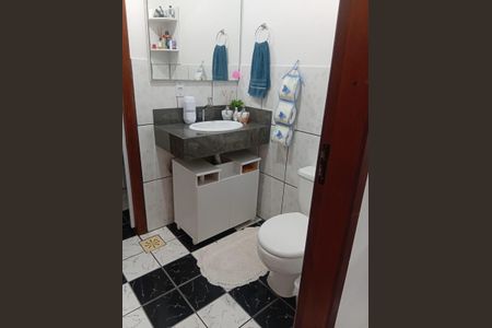 Casa para alugar com 150m², 3 quartos e 2 vagas Casa para alugar com 150m², 3 quartos e 2 vagasBanheiro