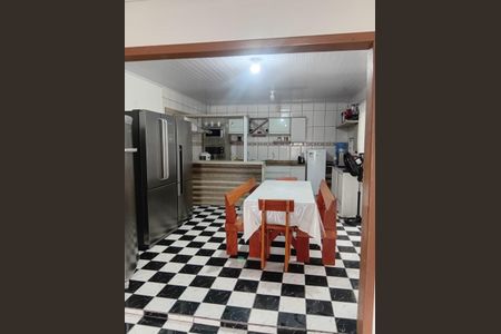 Casa para alugar com 150m², 3 quartos e 2 vagas Casa para alugar com 150m², 3 quartos e 2 vagasCozinha