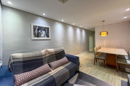 Apartamento à venda com 66m², 2 quartos e 1 vagaSala