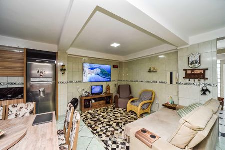 Casa à venda com 300m², 3 quartos e 2 vagas Casa à venda com 300m², 3 quartos e 2 vagasSala/Cozinha