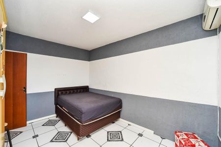 Casa à venda com 300m², 3 quartos e 2 vagas Casa à venda com 300m², 3 quartos e 2 vagasQuarto 2