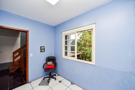Casa à venda com 300m², 3 quartos e 2 vagas Casa à venda com 300m², 3 quartos e 2 vagasQuarto 1