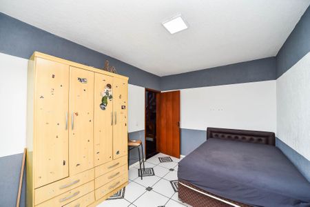 Casa à venda com 300m², 3 quartos e 2 vagas Casa à venda com 300m², 3 quartos e 2 vagasQuarto 2