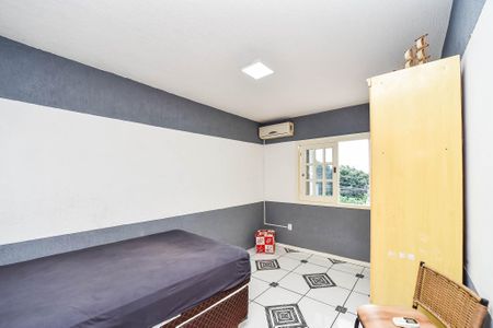 Casa à venda com 300m², 3 quartos e 2 vagas Casa à venda com 300m², 3 quartos e 2 vagasQuarto 2