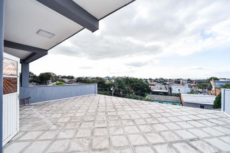 Casa à venda com 300m², 3 quartos e 2 vagas Casa à venda com 300m², 3 quartos e 2 vagasTerraço