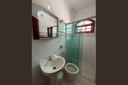 Casa para alugar com 200m², 3 quartos e 2 vagasBanheiro Social 