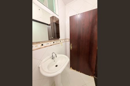 Casa para alugar com 200m², 3 quartos e 2 vagasLavabo