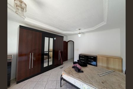 Casa para alugar com 200m², 3 quartos e 2 vagasSuíte