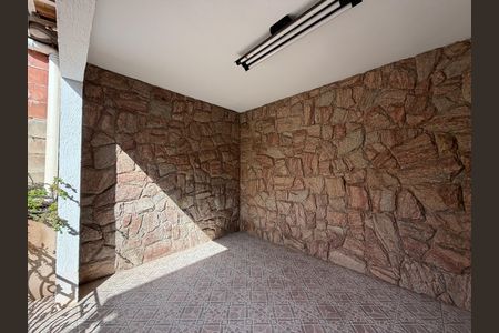Casa para alugar com 200m², 3 quartos e 2 vagasQuarto 2 - Varanda