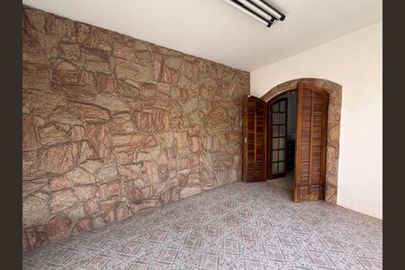 Casa para alugar com 200m², 3 quartos e 2 vagasQuarto 2 - Varanda