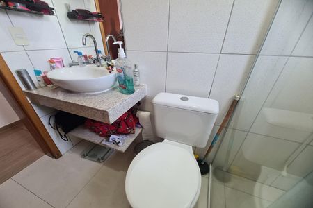 Casa de condomínio para alugar com 75m², 2 quartos e 1 vaga Casa de condomínio para alugar com 75m², 2 quartos e 1 vagaBanheiro