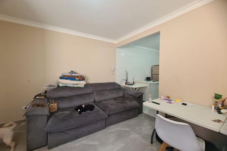 Sala de casa de condomínio para alugar com 2 quartos, 75m² em Vila Oratorio, São Paulo