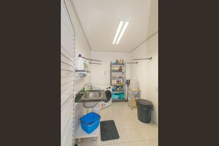 Casa à venda com 161m², 3 quartos e 4 vagas Casa à venda com 161m², 3 quartos e 4 vagasÁrea de serviço
