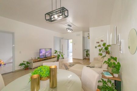 Sala de casa à venda com 3 quartos, 161m² em Harmonia, Canoas