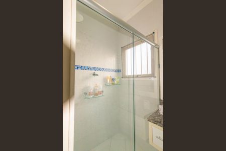 Casa à venda com 161m², 3 quartos e 4 vagas Casa à venda com 161m², 3 quartos e 4 vagasBanheiro Social