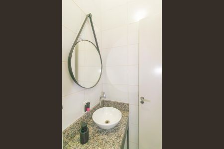 Casa à venda com 161m², 3 quartos e 4 vagas Casa à venda com 161m², 3 quartos e 4 vagasLavabo