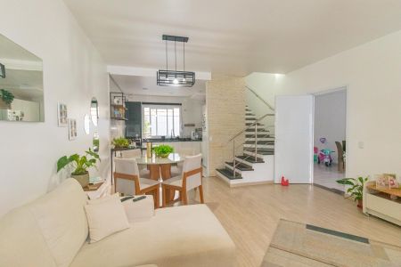 Casa à venda com 3 quartos, 161m² em Harmonia, Canoas