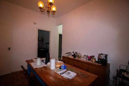 Apartamento à venda com 140m², 3 quartos e sem vaga Apartamento à venda com 140m², 3 quartos e sem vagaSala de Jantar