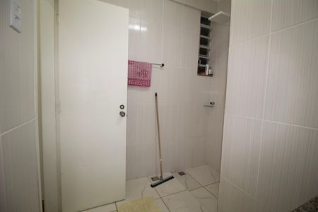 Apartamento à venda com 140m², 3 quartos e sem vaga Apartamento à venda com 140m², 3 quartos e sem vagaBanheiro Social