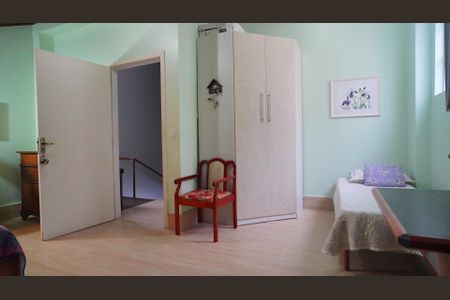 Casa para alugar com 200m², 5 quartos e 3 vagas Casa para alugar com 200m², 5 quartos e 3 vagasQuarto 3