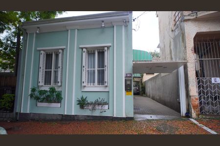 Casa para alugar com 200m², 5 quartos e 3 vagas Casa para alugar com 200m², 5 quartos e 3 vagasFachada do imóvel