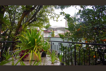 Casa para alugar com 200m², 5 quartos e 3 vagas Casa para alugar com 200m², 5 quartos e 3 vagasVaranda