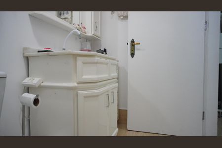 Casa para alugar com 200m², 5 quartos e 3 vagas Casa para alugar com 200m², 5 quartos e 3 vagasBanheiro suite 1