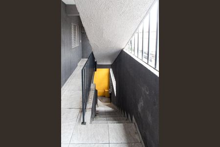 Apartamento para alugar com 45m², 1 quarto e sem vaga Apartamento para alugar com 45m², 1 quarto e sem vagaEscada