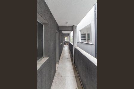 Corredor de apartamento para alugar com 1 quarto, 45m² em Parque Edu Chaves, São Paulo